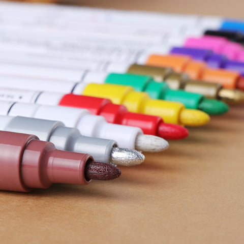 Wasserfester Reifenlackierstift
